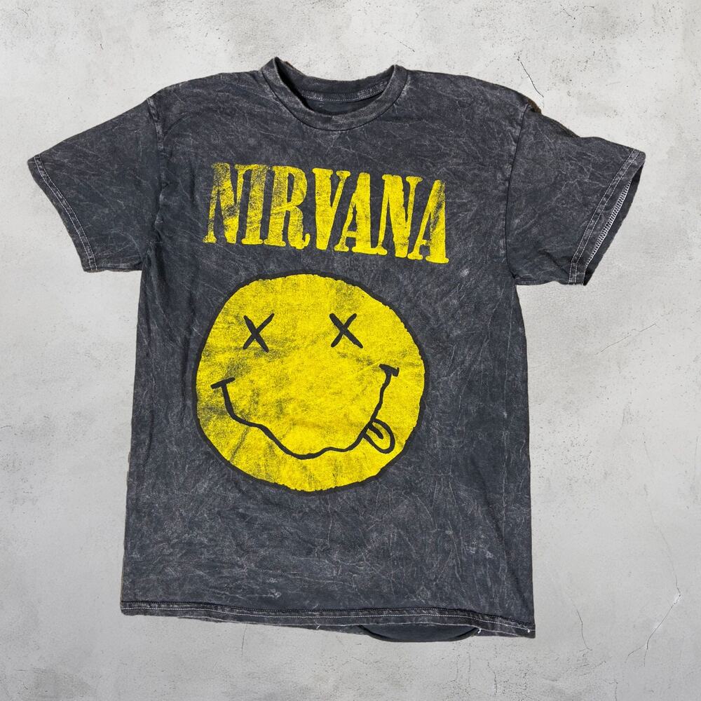 🎸 Nirvana Smiley Face Acid Wash Black Grunge Band Tee ⚡